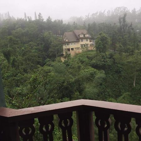 Hotel Carol Crosswinds Tagaytay Cavite Exterior foto