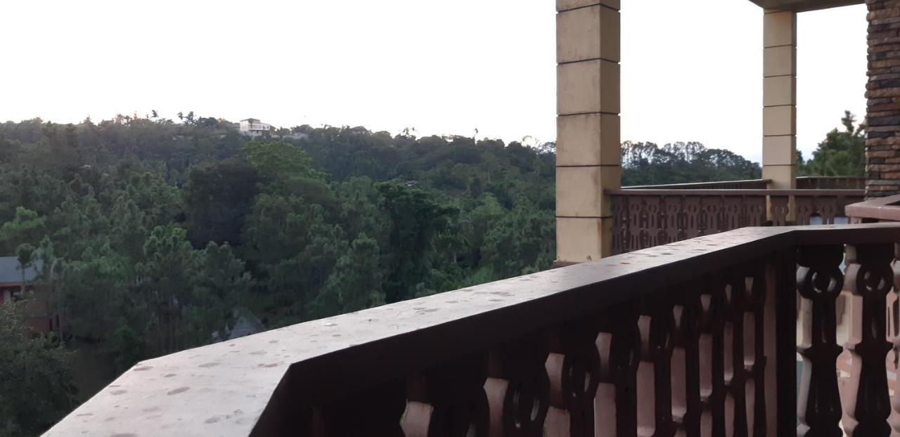 Hotel Carol Crosswinds Tagaytay Cavite Exterior foto